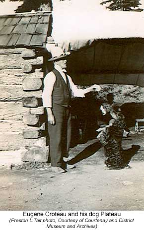 Eugene Croteau and his dog Plateau